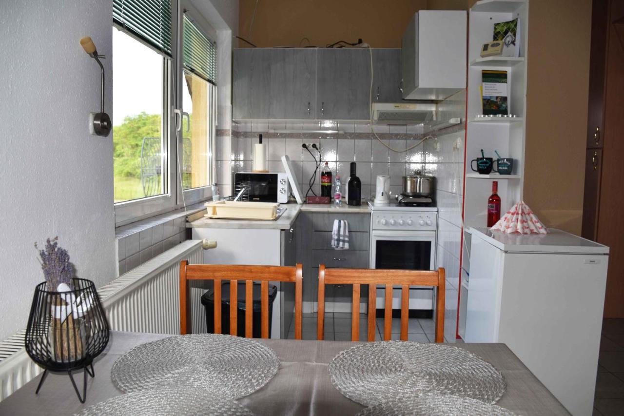 צ'רסגטומאי Pilikan Apartments - Park, Agroturism, Vineyard & Farm מראה חיצוני תמונה