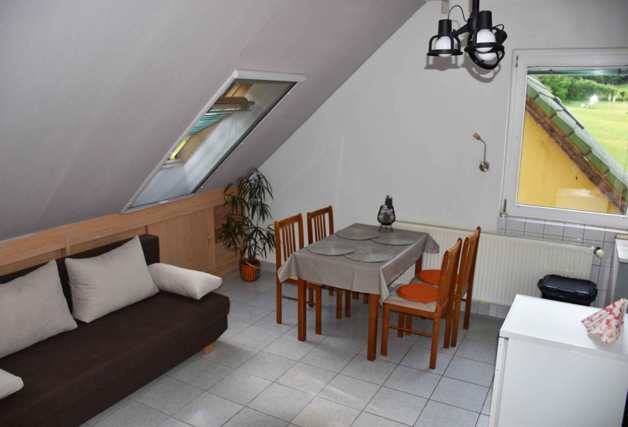 צ'רסגטומאי Pilikan Apartments - Park, Agroturism, Vineyard & Farm מראה חיצוני תמונה